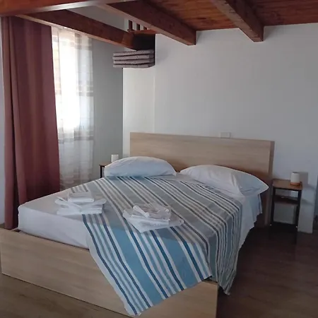 Semesterbostad Casa Dora Porto Pino